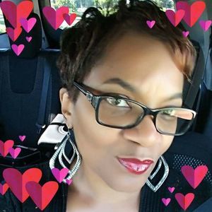 Meet your Posher, Beverly